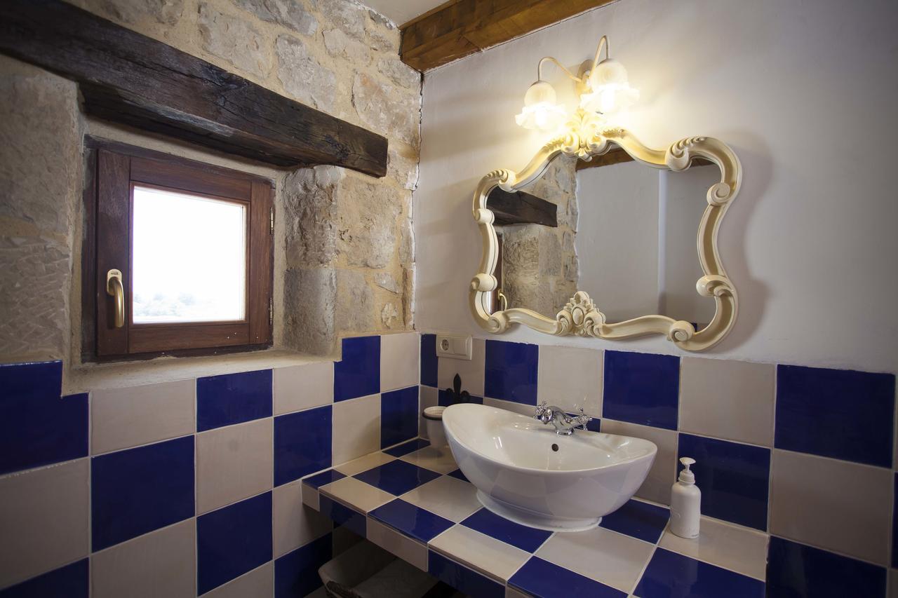 Hotel Rural La Torre De Bisjueces Zewnętrze zdjęcie