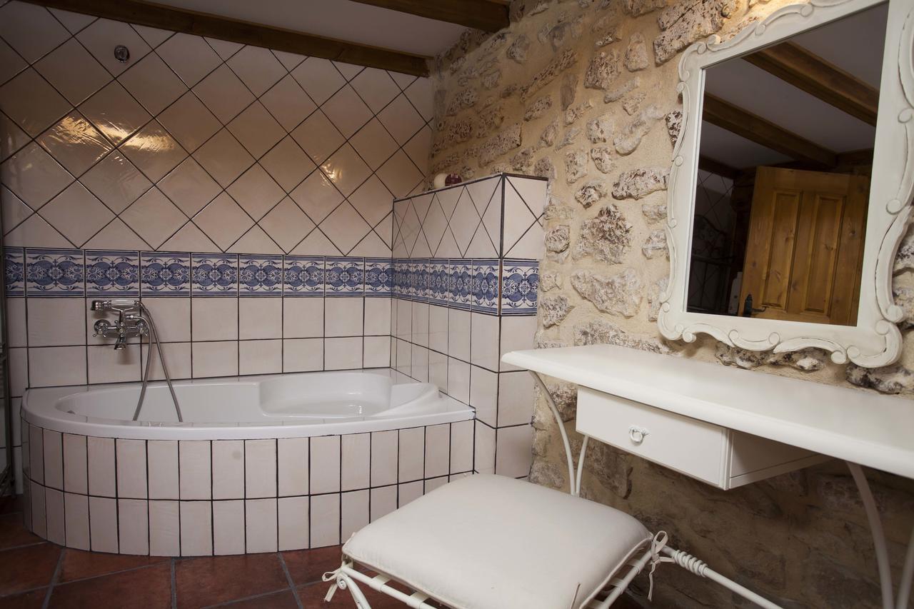 Hotel Rural La Torre De Bisjueces Zewnętrze zdjęcie