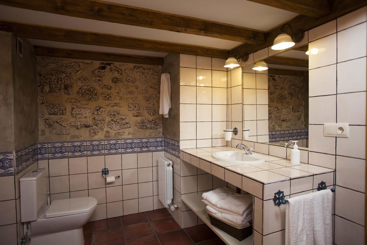 Hotel Rural La Torre De Bisjueces Zewnętrze zdjęcie