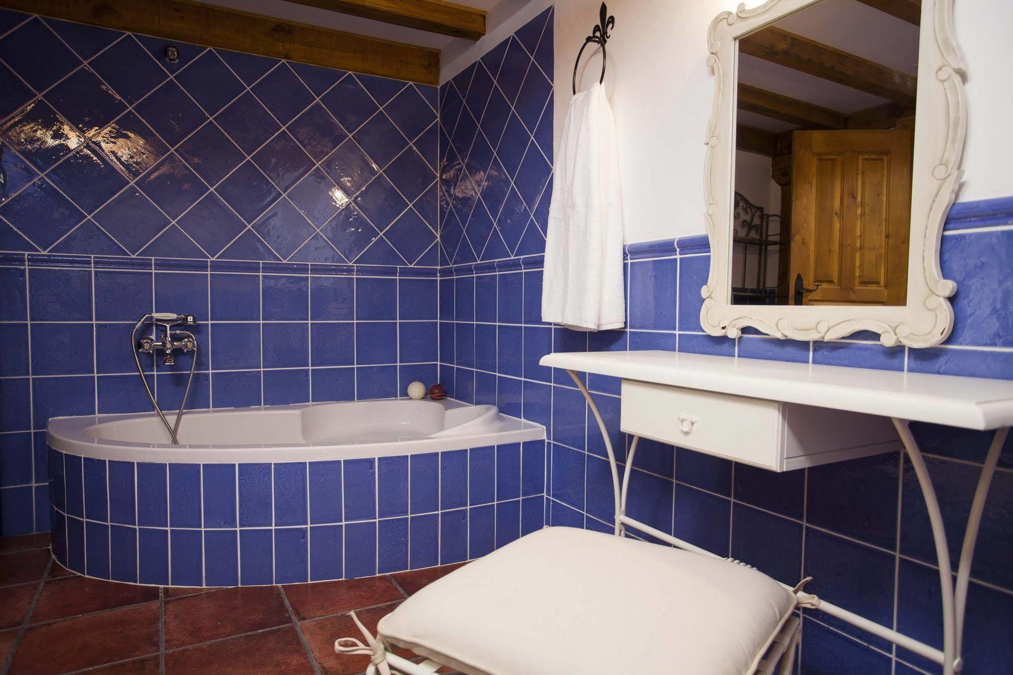 Hotel Rural La Torre De Bisjueces Zewnętrze zdjęcie