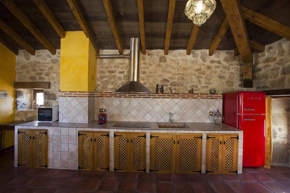 Hotel Rural La Torre De Bisjueces Zewnętrze zdjęcie